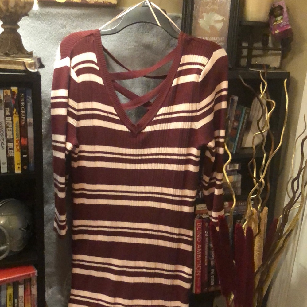 ladies Burgandy/Pink V neck with cross cross back A-line dress